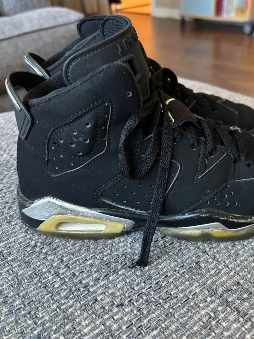 Nike Air Jordan 6 Retro GS Chrome Black Legacy Basketball Shoes | Size 4 Youth
